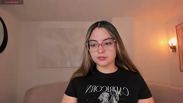 Snapshot of AllisonRogersX chatting on 9, 6, 2026 AllisonRogersX online show from 9, 6, 2026