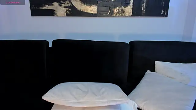 AllisonRogersX online show from 26, 2, 2025