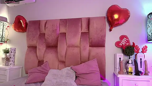 SweetBonniie online show from 18, 3, 2025
