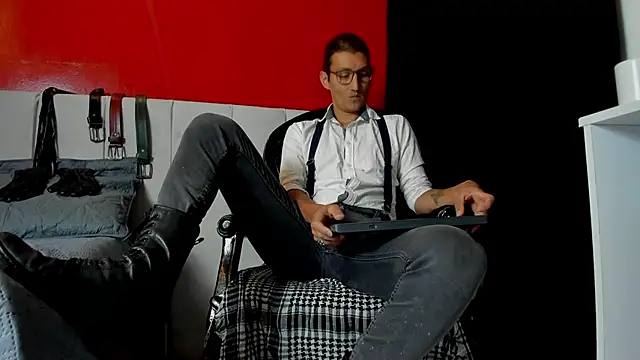 Snapshot of enzopratt chatting on 13, 3, 2025 enzopratt online show from 13, 3, 2025
