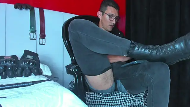 Snapshot of enzopratt chatting on 1, 3, 2025 enzopratt online show from 1, 3, 2025