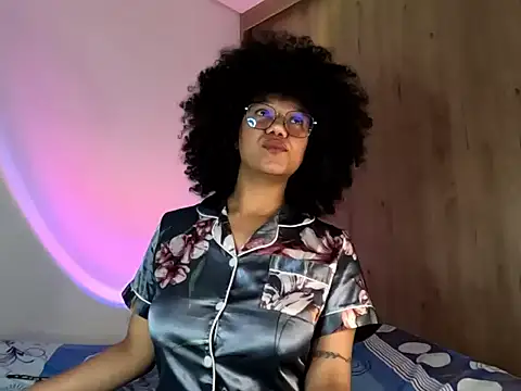 Snapshot of Ale_xandra chatting on 11, 5, 2026 Ale xandra online show from 11, 5, 2026