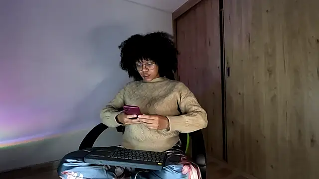 Snapshot of Ale_xandra chatting on 11, 7, 2026 Ale xandra online show from 11, 7, 2026