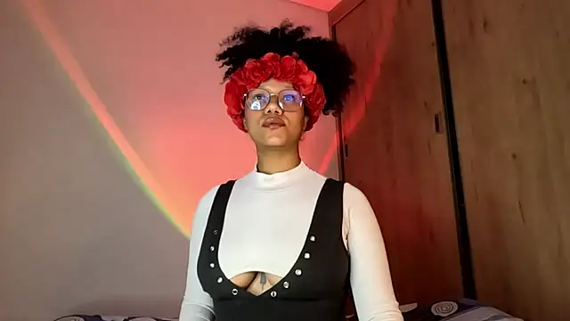 Snapshot of Ale_xandra chatting on 28, 5, 2026 Ale xandra online show from 28, 5, 2026