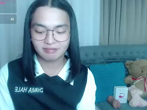 zhaviahale21 online show from 28, 6, 2026