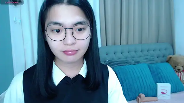 zhaviahale21 online show from 6, 11, 2025