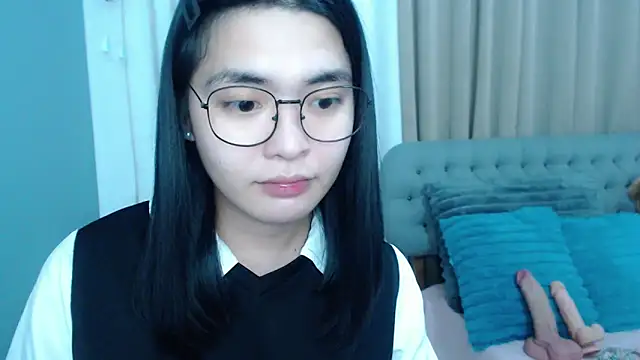 zhaviahale21 online show from 26, 10, 2025