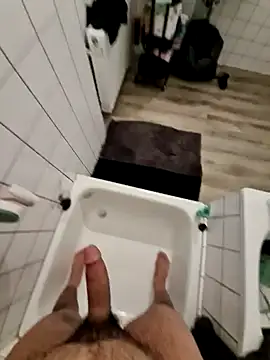 Cem-aus-Nrw-Krefeld online show from 19, 1, 2025