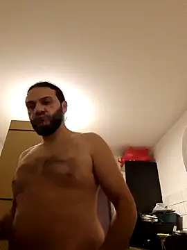 Cem-aus-Nrw-Krefeld online show from 1, 12, 2024