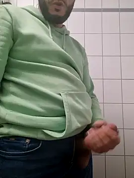 Cem-aus-Nrw-Krefeld online show from 9, 1, 2025