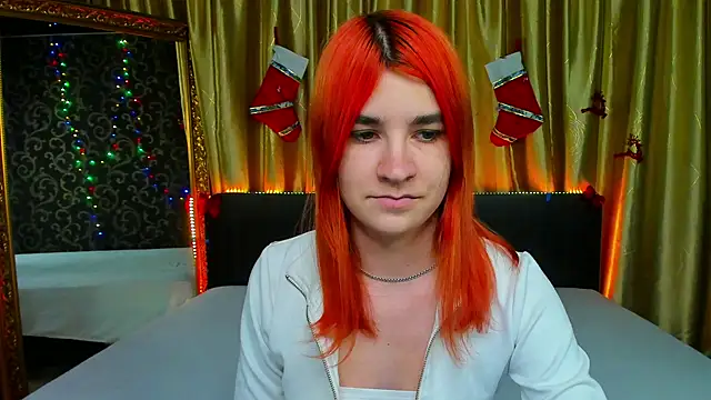  Polly Love  online show from 20, 1, 2025