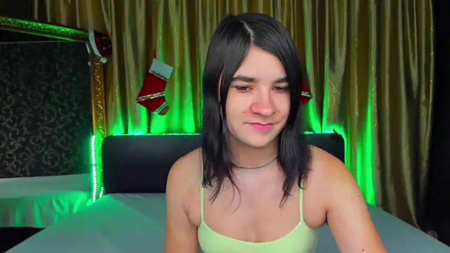  Polly Love  online show from 8, 1, 2026