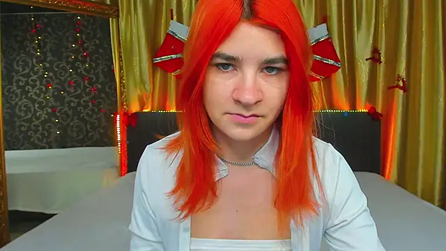  Polly Love  online show from 18, 1, 2025