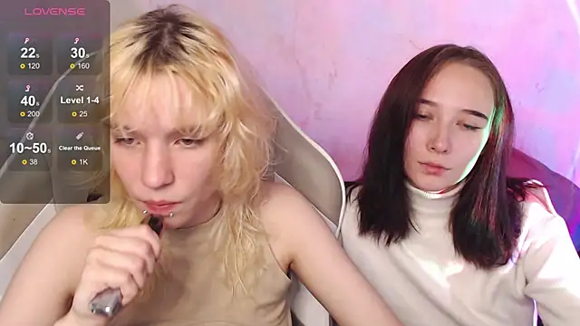 Snapshot of Robin_yourss chatting on 22, 9, 2025 Robin yourss online show from 22, 9, 2025