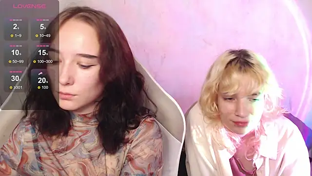 Snapshot of Robin_yourss chatting on 23, 9, 2025 Robin yourss online show from 23, 9, 2025