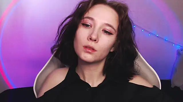 Snapshot of Robin_yourss chatting on 7, 3, 2025 Robin yourss online show from 7, 3, 2025