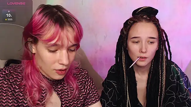 Snapshot of Robin_yourss chatting on 26, 11, 2025 Robin yourss online show from 26, 11, 2025