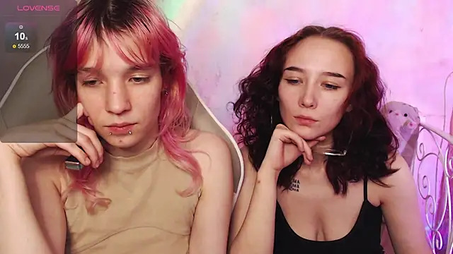 Snapshot of Robin_yourss chatting on 16, 12, 2025 Robin yourss online show from 16, 12, 2025