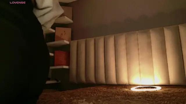 Megan mooree  online show from 17, 3, 2026