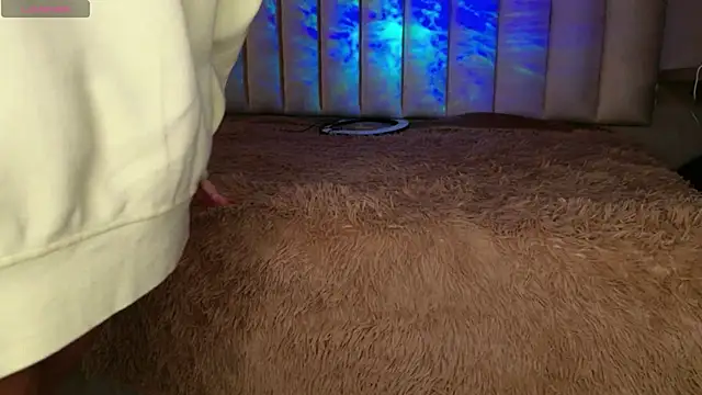 Megan mooree  online show from 20, 12, 2025