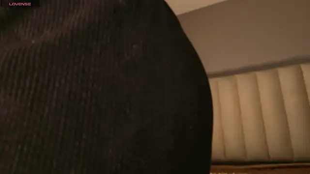 Megan mooree  online show from 16, 2, 2026