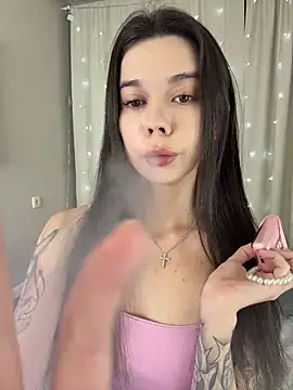Snapshot of Vika_Gray chatting on 19, 7, 2026 Vika Gray online show from 19, 7, 2026