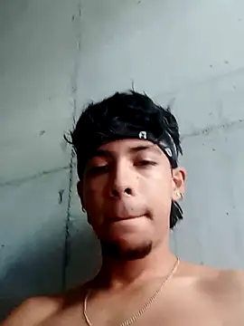 Snapshot of Elputas chatting on 4, 11, 2025 Elputas online show from 4, 11, 2025