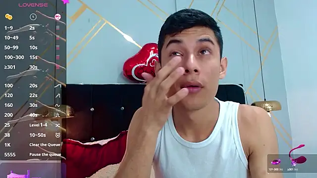 Oliver king sex online show from 5, 3, 2025