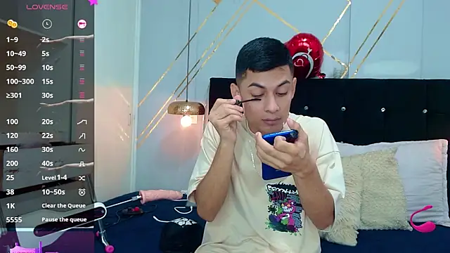 Oliver king sex online show from 17, 3, 2025