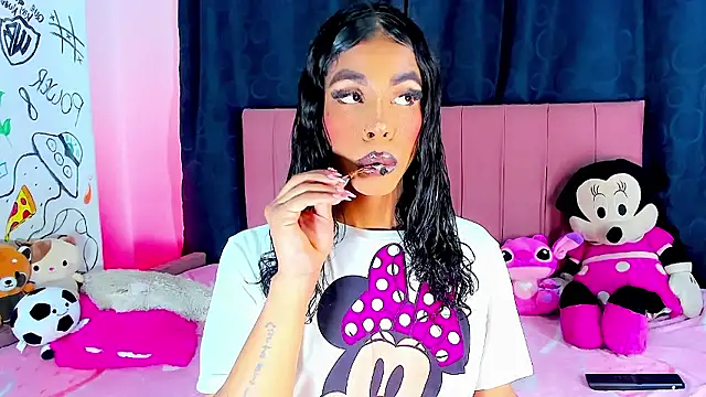 bloom444 online show from 11, 1, 2026