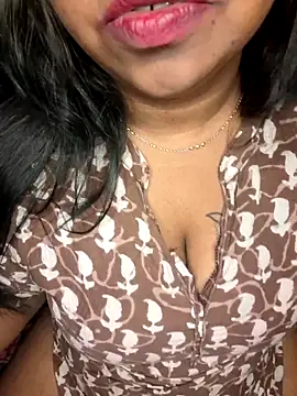 Snapshot of IndieSM chatting on 16, 11, 2025 IndieSM online show from 16, 11, 2025