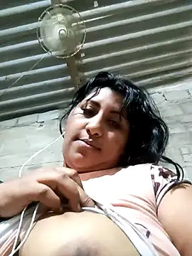 Snapshot of nikol_sexy39 chatting on 24, 11, 2025 nikol sexy39 online show from 24, 11, 2025