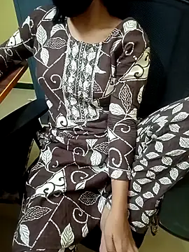 yourtamilcouple online show from 30, 3, 2026