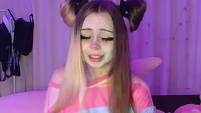 suemeow online show from 16, 4, 2026