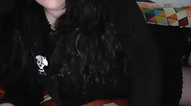 CronacaErotica online show from 6, 2, 2025