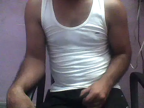 Snapshot of guryverma chatting on 3, 6, 2026 guryverma online show from 3, 6, 2026
