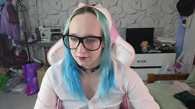 SexyTrixyLove online show from 1, 10, 2025
