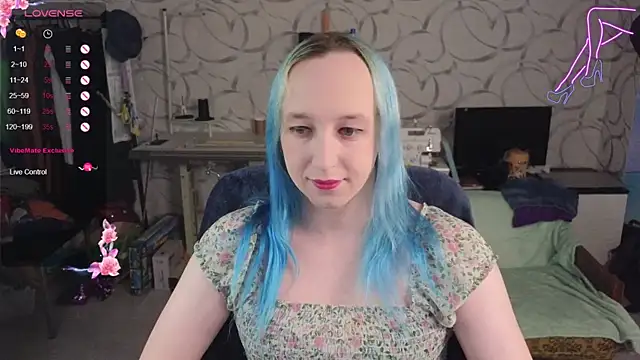 SexyTrixyLove online show from 24, 9, 2025