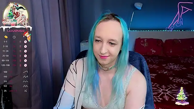 SexyTrixyLove online show from 10, 12, 2024