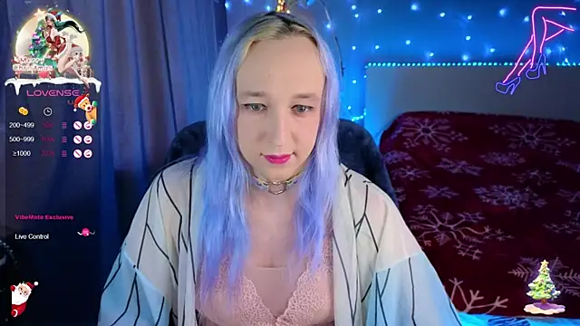 SexyTrixyLove online show from 20, 1, 2025