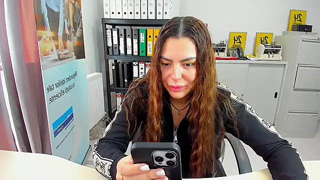 kilenyapatrice online show from 9, 2, 2025