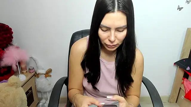 Snapshot of kilenyapatrice chatting on 8, 6, 2026 kilenyapatrice online show from 8, 6, 2026