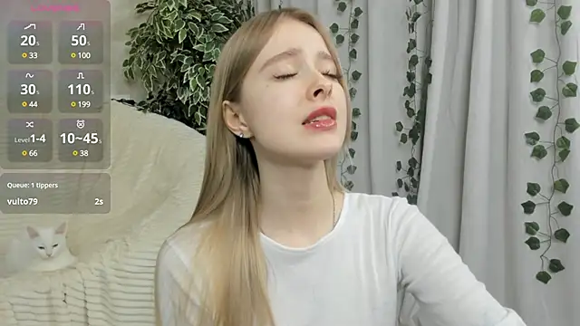 Snapshot of mell_milles chatting on 13, 1, 2025 mell milles online show from 13, 1, 2025