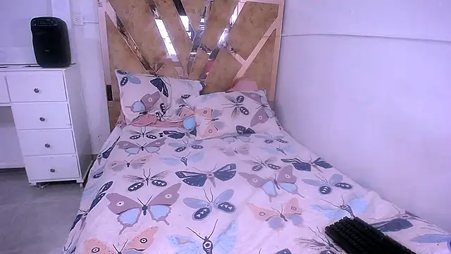 Snapshot of hannamour chatting on 7, 11, 2025 hannamour online show from 7, 11, 2025