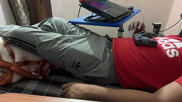 sexyboy09 online show from 28, 10, 2025