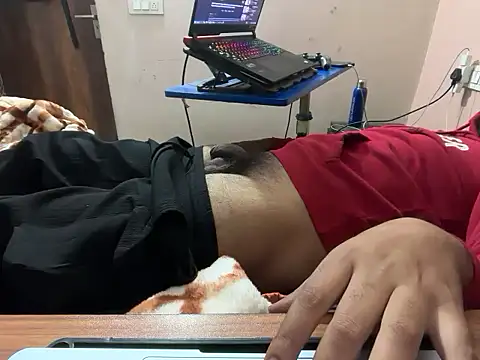 sexyboy09 online show from 5, 11, 2025