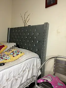 Snapshot of Emmy_flow chatting on 12, 2, 2025 Emmy flow online show from 12, 2, 2025