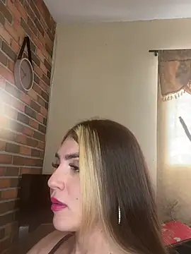 Snapshot of Emmy_flow chatting on 7, 3, 2025 Emmy flow online show from 7, 3, 2025