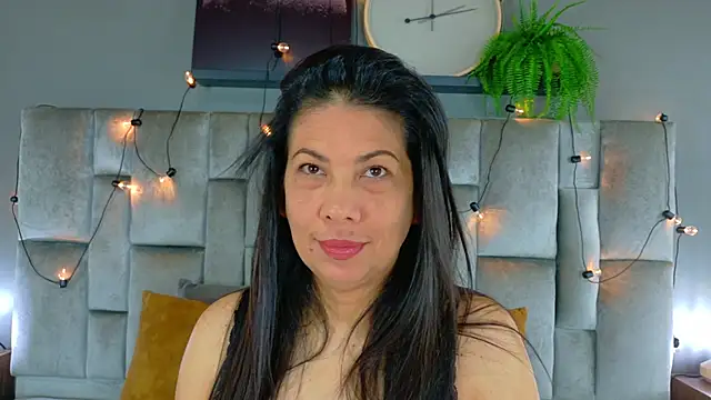 JaylaScott   online show from 18, 4, 2026