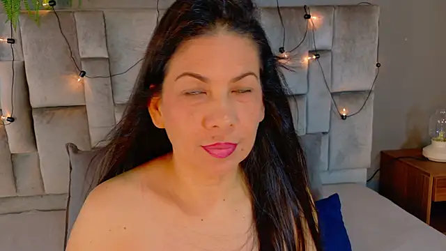 Snapshot of JaylaScott__ chatting on 24, 4, 2026 JaylaScott online show from 24, 4, 2026
